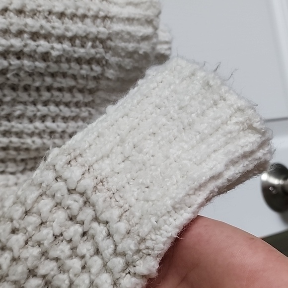 Free People Whistle Henley waffle sweater size medium in cream - Picture 8 of 12